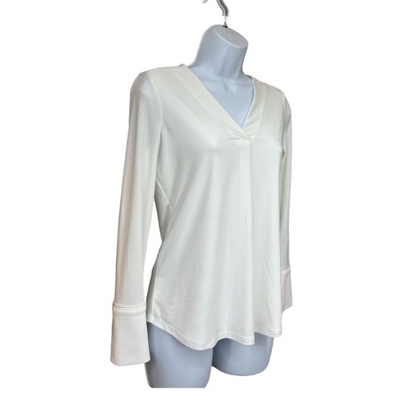 SzXXS White House Black Market White Long Sleeve Button Sleeve Top V Neck - Picture 3 of 6